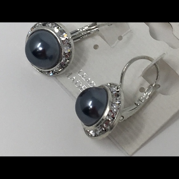 Hiring - Picture 2 of 2